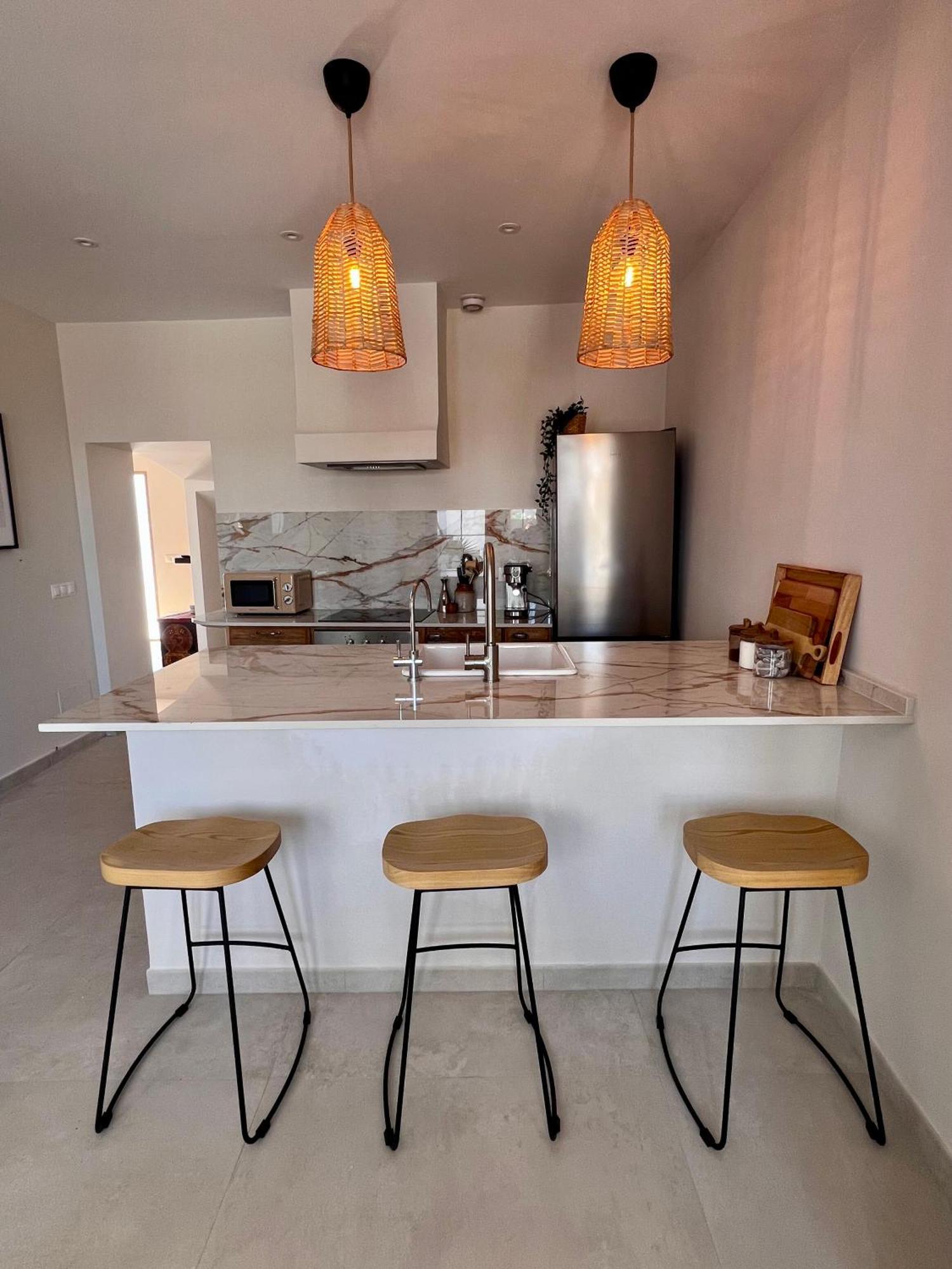 Vakantiehuis Renovated Cinema Town House In Comares *